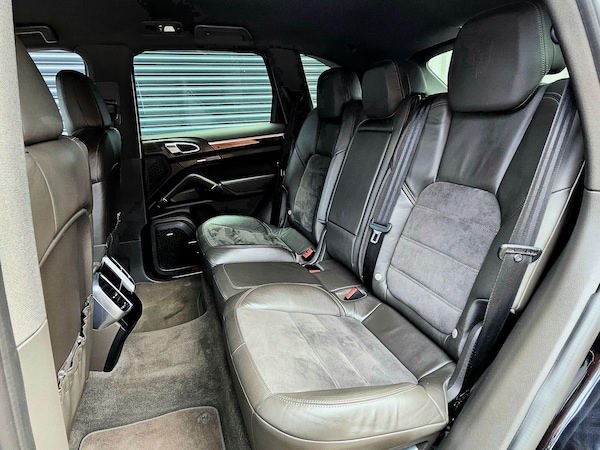 Used Porsche Cayenne 2017 for sale - 76228041: Photo 18