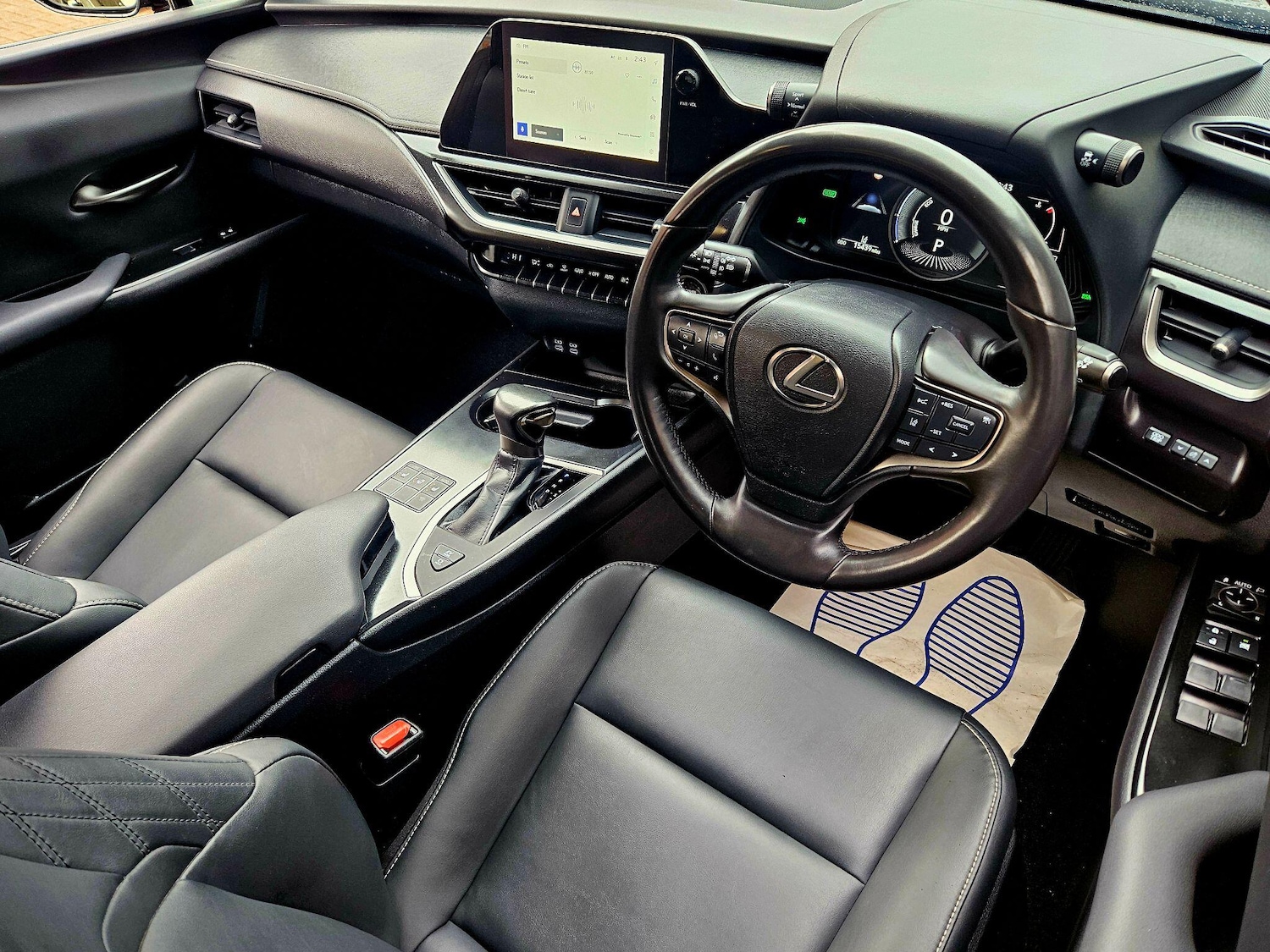 Used Lexus UX 2023 for sale - 76370539: Photo 14