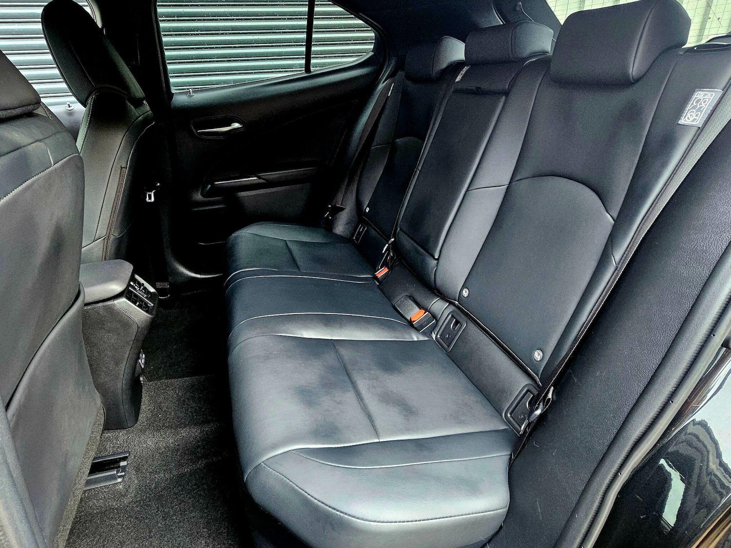 Used Lexus UX 2023 for sale - 76370539: Photo 16