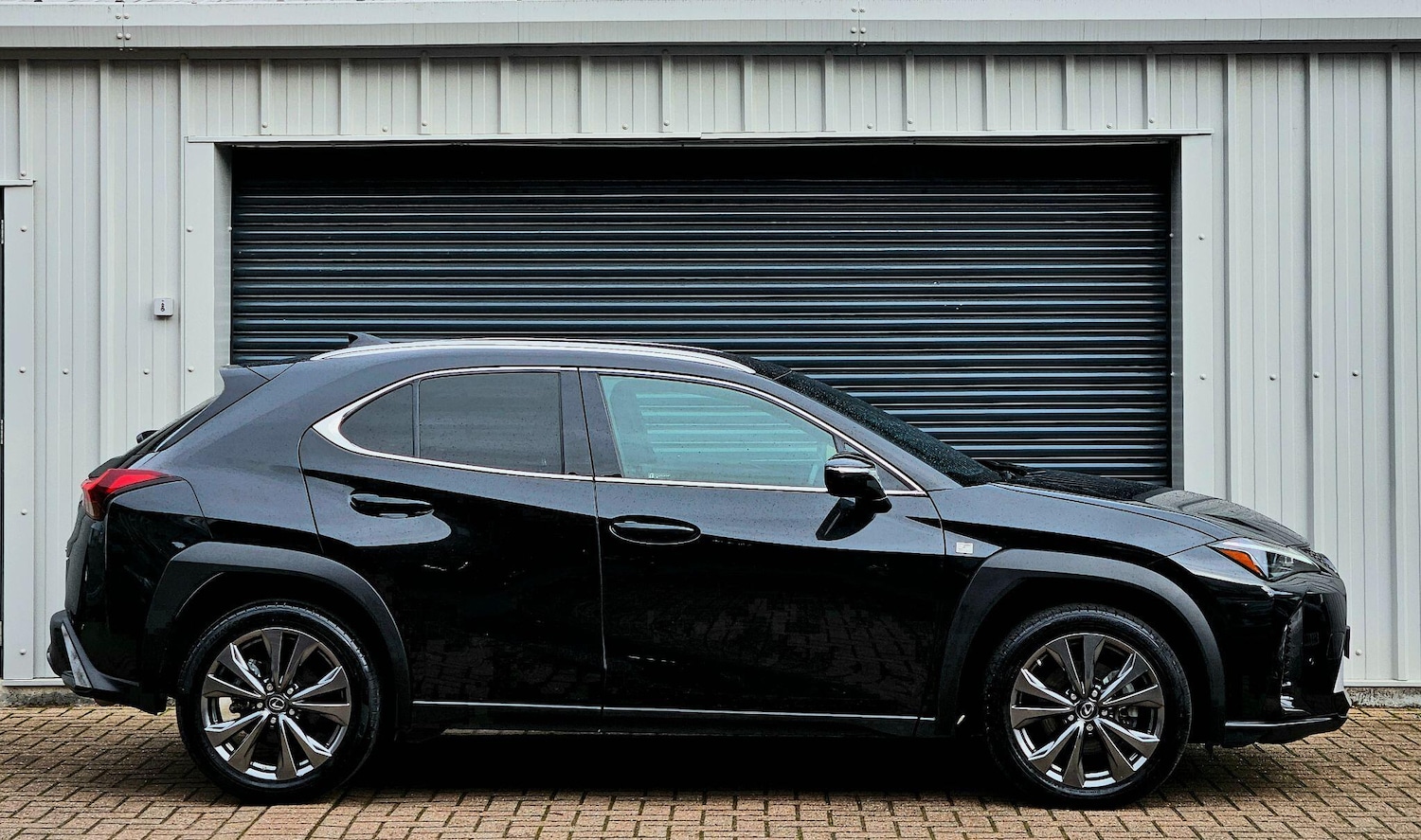 Used Lexus UX 2023 for sale - 76370539: Photo 9
