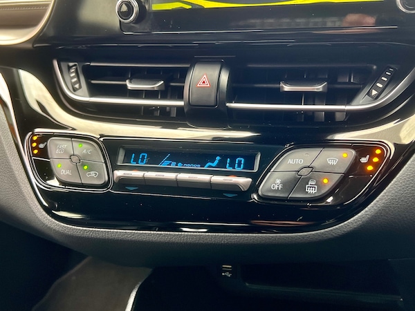 Used Toyota C-HR 2021 for sale - 74141882: Photo 22