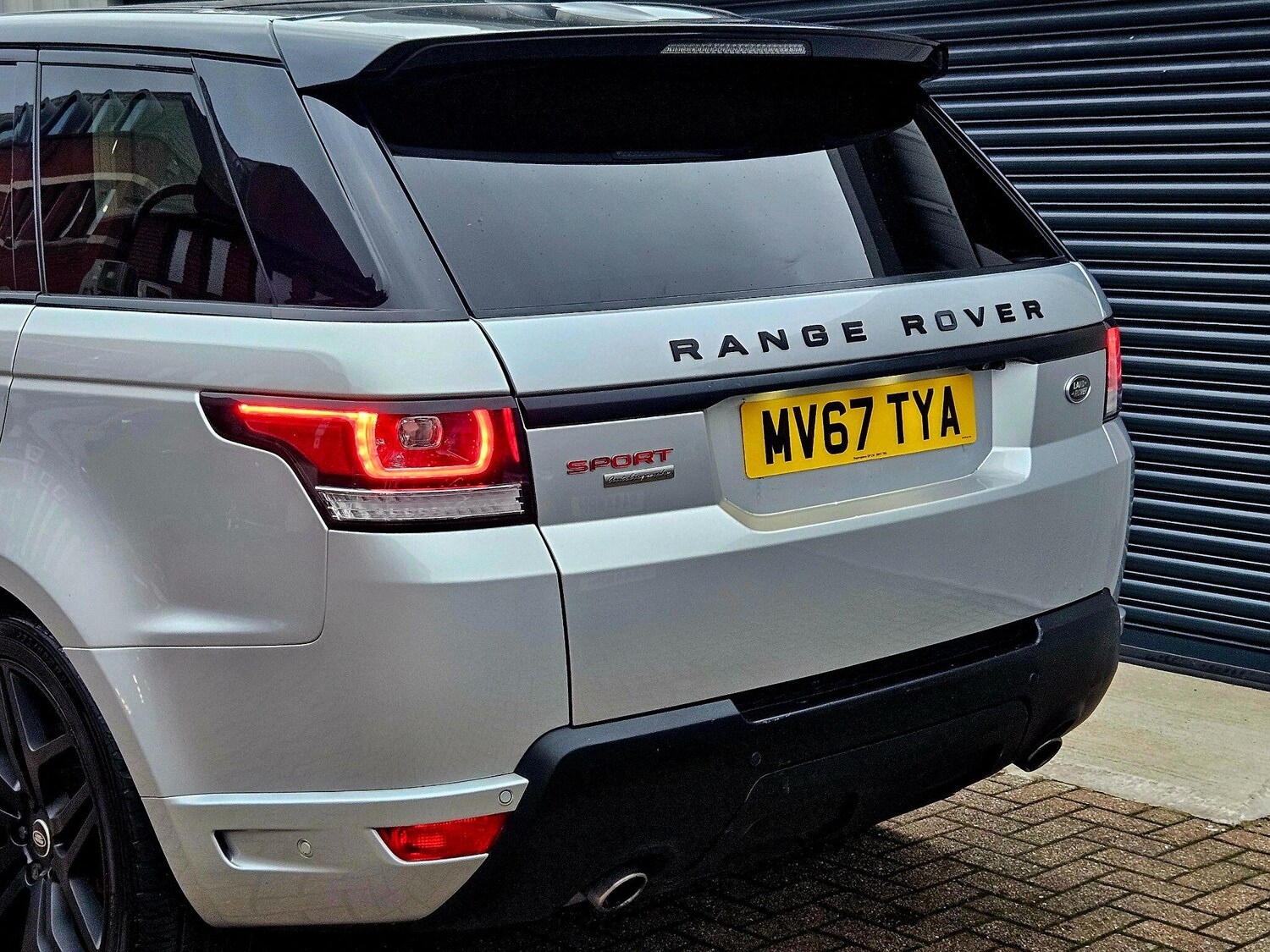 Used Land Rover Range Rover Sport 2017 for sale - 77574653: Photo 13