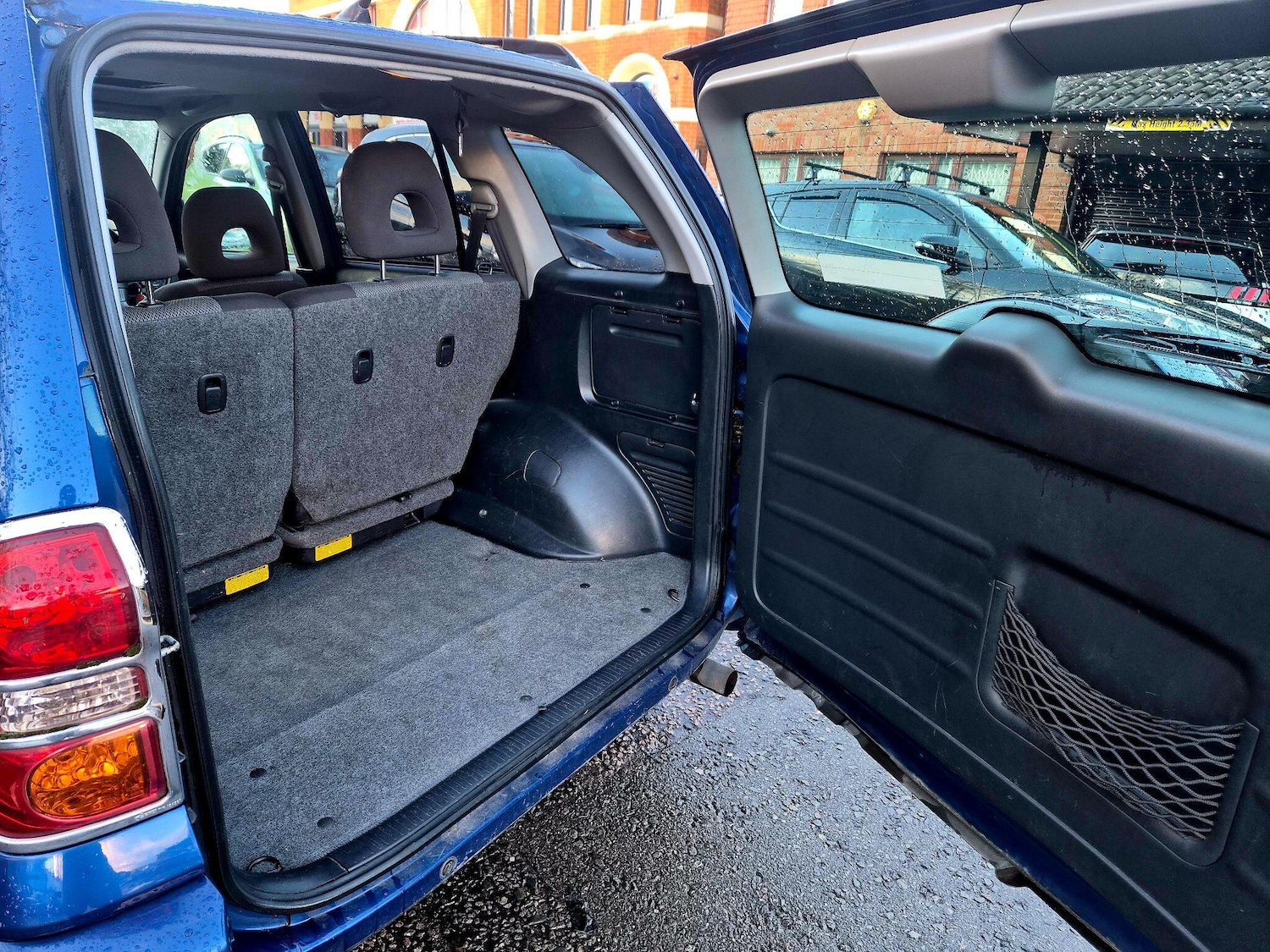 Used Toyota RAV4 2005 for sale - 77575339: Photo 8