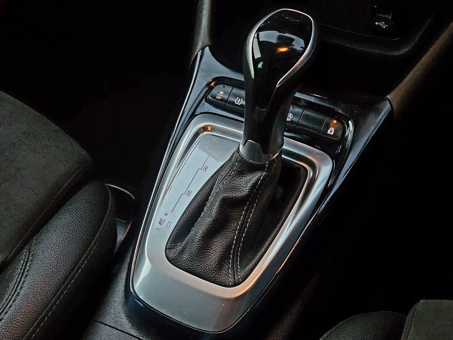 Used Vauxhall Crossland 2022 for sale - 76913866: Photo 22