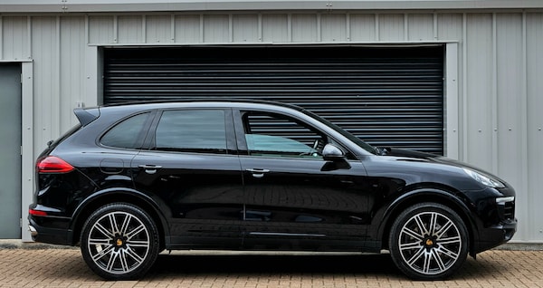 Used Porsche Cayenne 2018 for sale - 75655937: Photo 9