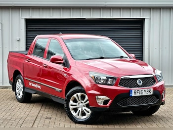 Used Ssangyong Korando Sports 2015 for sale - 76083695: Photo