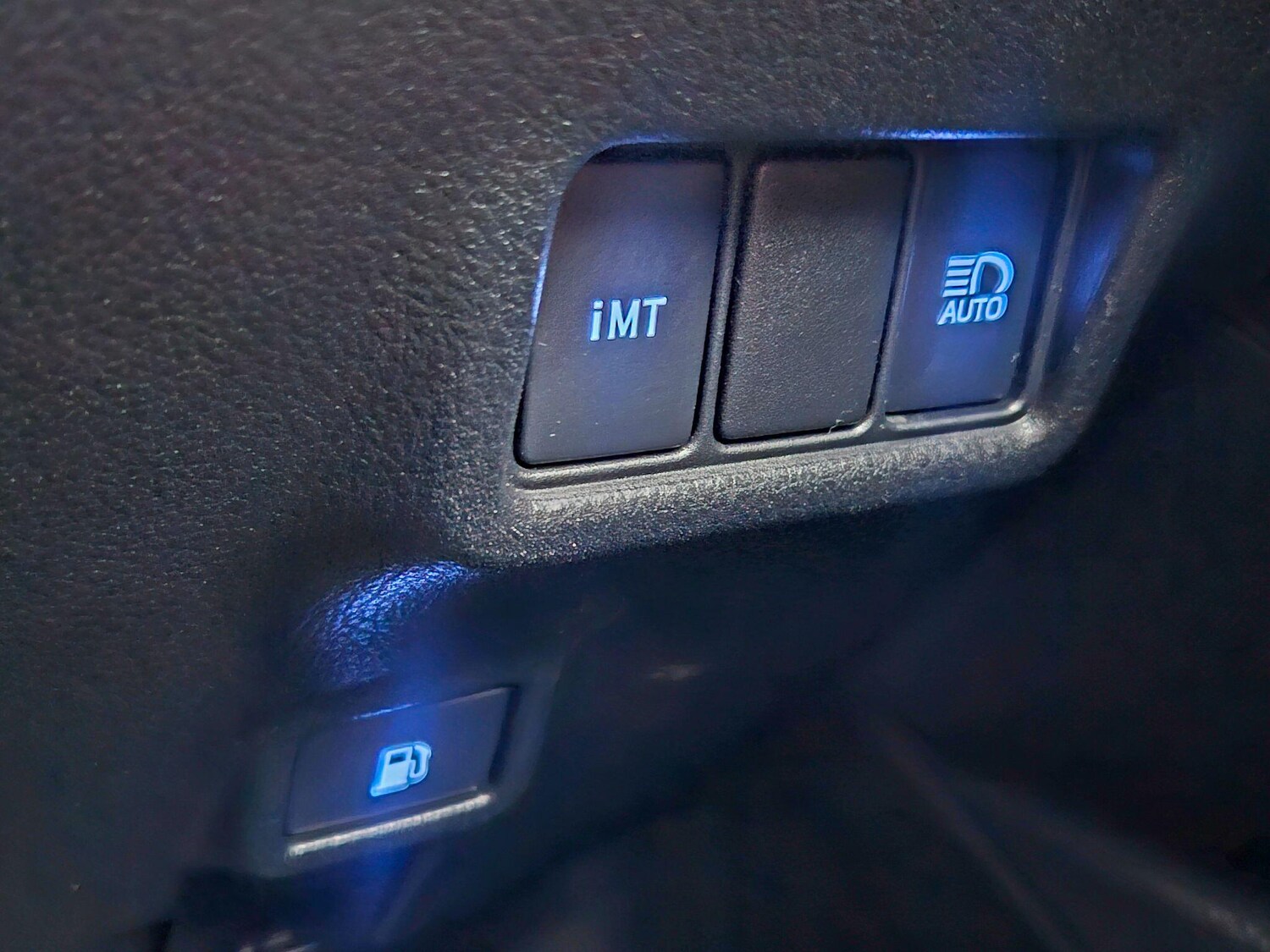 Used Toyota C-HR 2018 for sale - 77495902: Photo 25