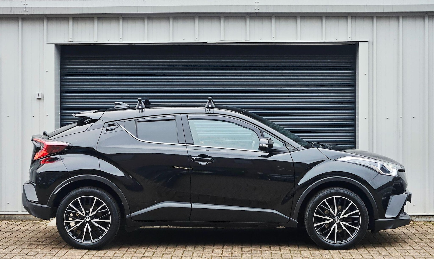 Used Toyota C-HR 2018 for sale - 77495902: Photo 9