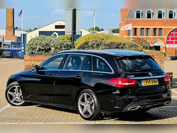Used Mercedes-Benz C Class 2015 for sale - 79395645: Photo