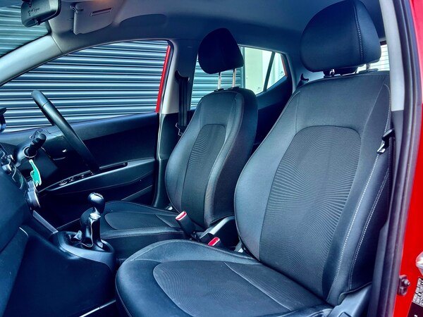 Used Hyundai i10 2019 for sale - 74645717: Photo 14