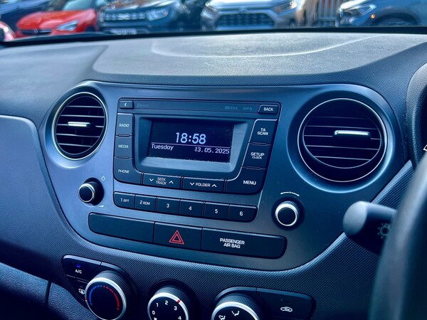 Used Hyundai i10 2019 for sale - 74645717: Photo 18