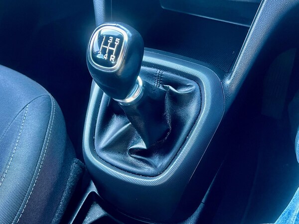 Used Hyundai i10 2019 for sale - 74645717: Photo 19