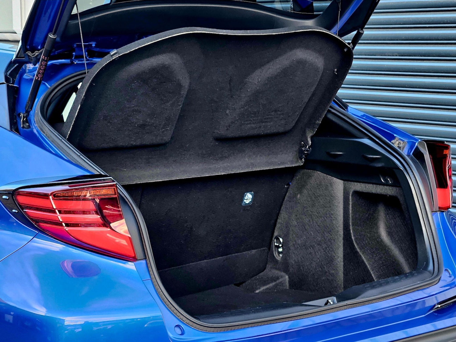 Used Toyota C-HR 2021 for sale - 76701190: Photo 13