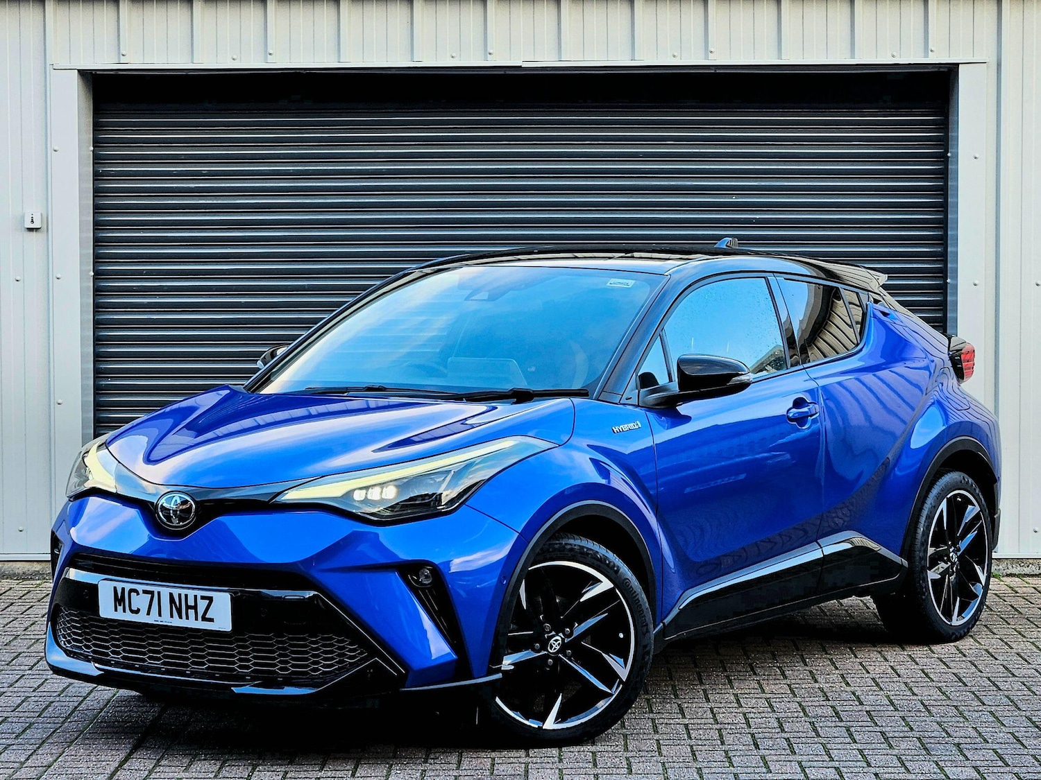 Used Toyota C-HR 2021 for sale - 76701190: Photo 2