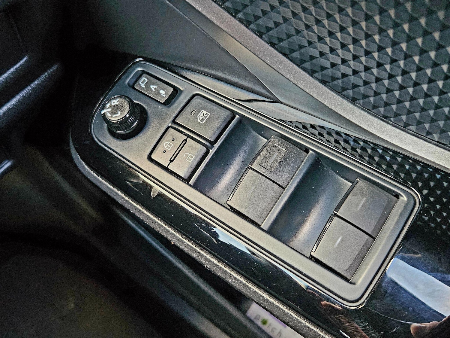 Used Toyota C-HR 2021 for sale - 76701190: Photo 27