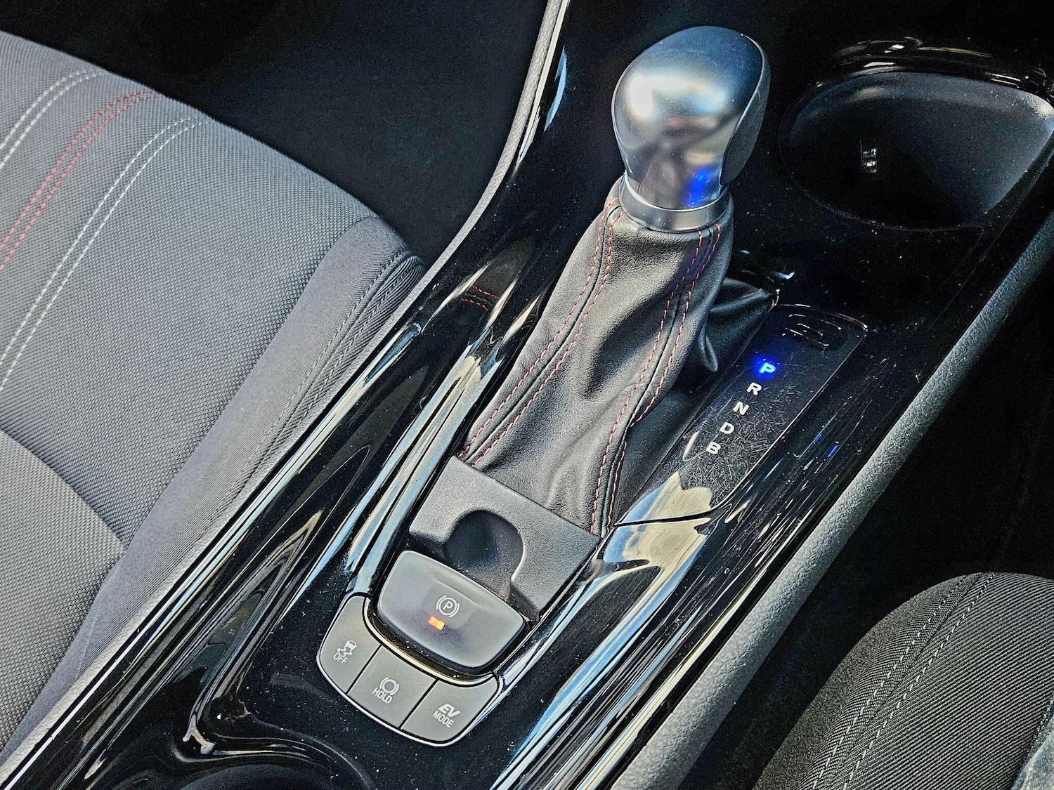 Used Toyota C-HR 2021 for sale - 76701190: Photo 29