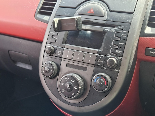 Used Kia Soul 2009 for sale - 76108370: Photo 14