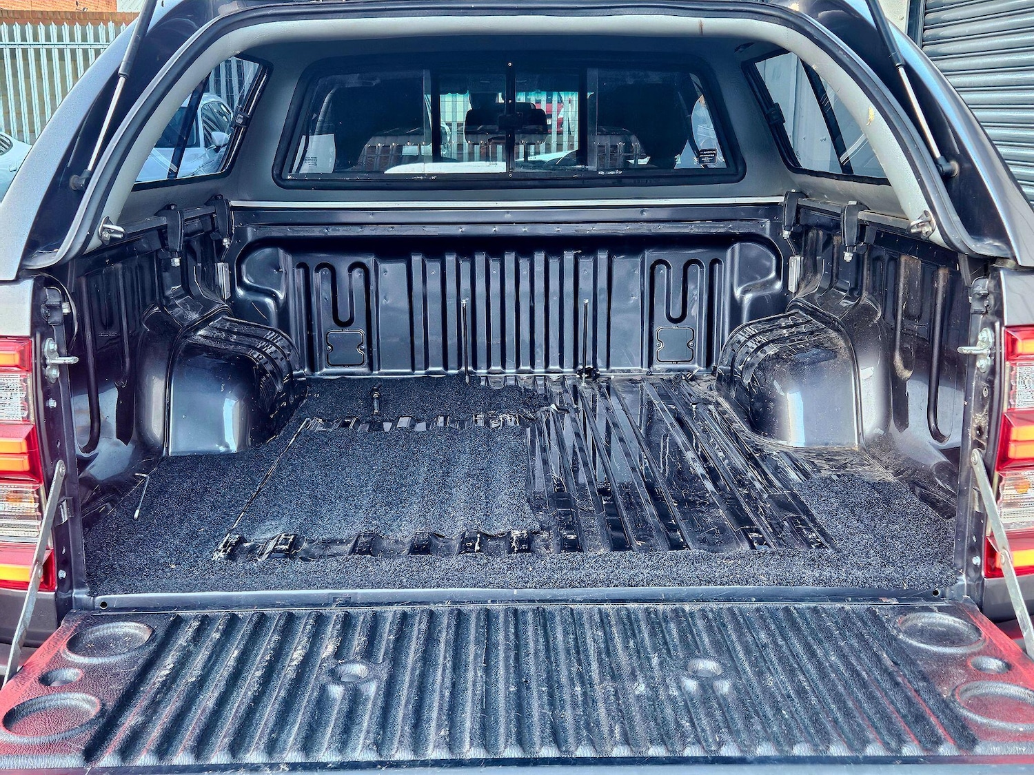 Used Toyota Hilux 2021 for sale - 77015359: Photo 17