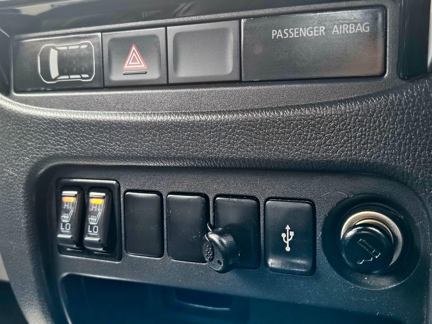 Used Mitsubishi L200 2015 for sale - 76772113: Photo 25