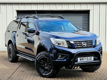 Used Nissan Navara 2017 for sale - 77737654: Photo