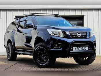 Used Nissan Navara 2017 for sale - 77737654: Photo