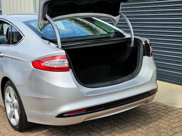 Used Ford Mondeo 2019 for sale - 75523978: Photo 12