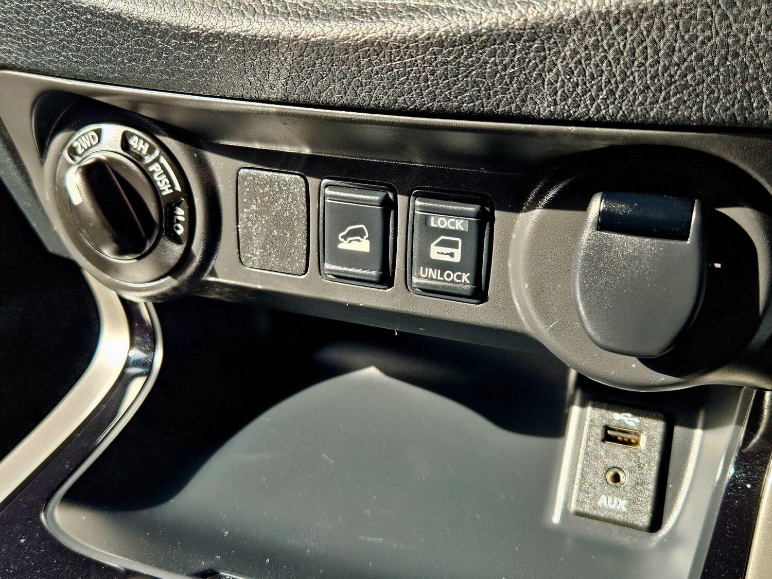 Used Nissan Navara for sale - 77957210: Photo 38