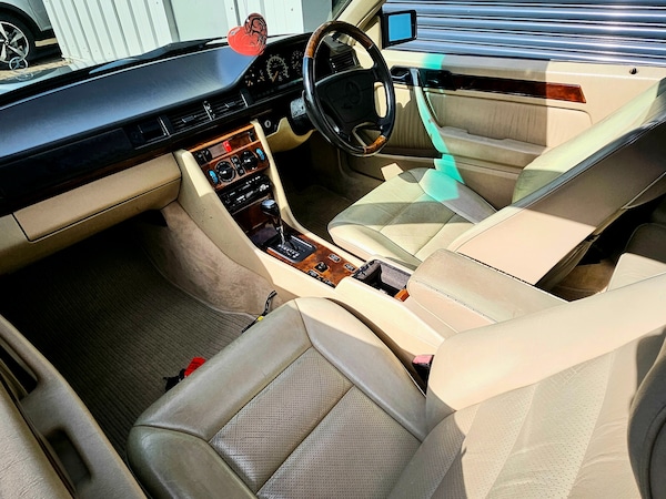 Used Mercedes-Benz E Class 1993 for sale - 75584423: Photo 13