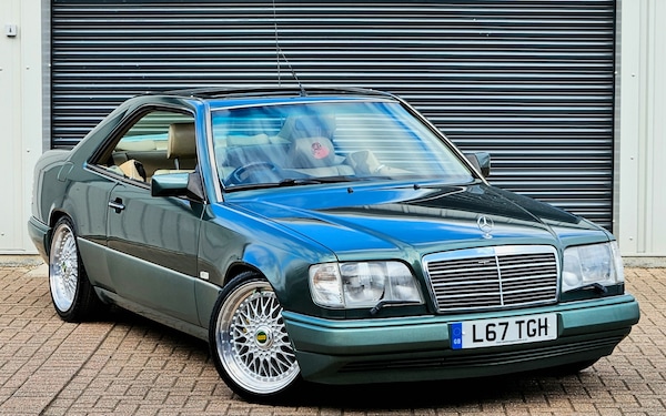 Used Mercedes-Benz E Class 1993 for sale - 75584423: Photo 1