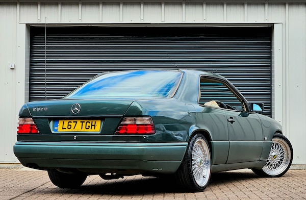 Used Mercedes-Benz E Class 1993 for sale - 75584423: Photo 7