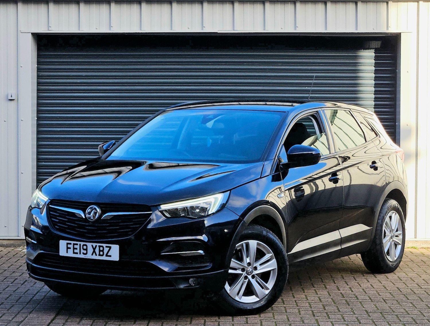 Used Vauxhall Grandland X 2019 for sale - 76913832: Photo 2