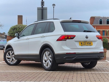Used Volkswagen Tiguan 2021 for sale - 76109137: Photo 4