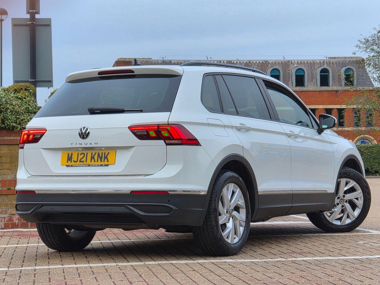 Used Volkswagen Tiguan 2021 for sale - 76995745: Photo 5