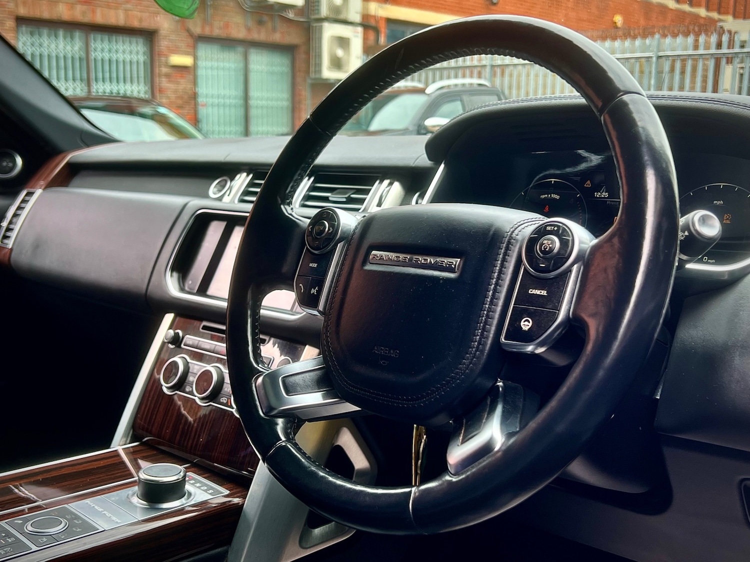 Used Land Rover Range Rover 2014 for sale - 75034975: Photo 33