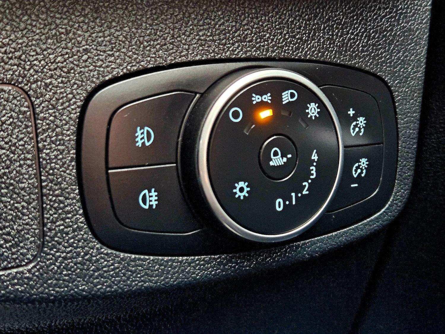 Used Ford Focus 2021 for sale - 76619728: Photo 24