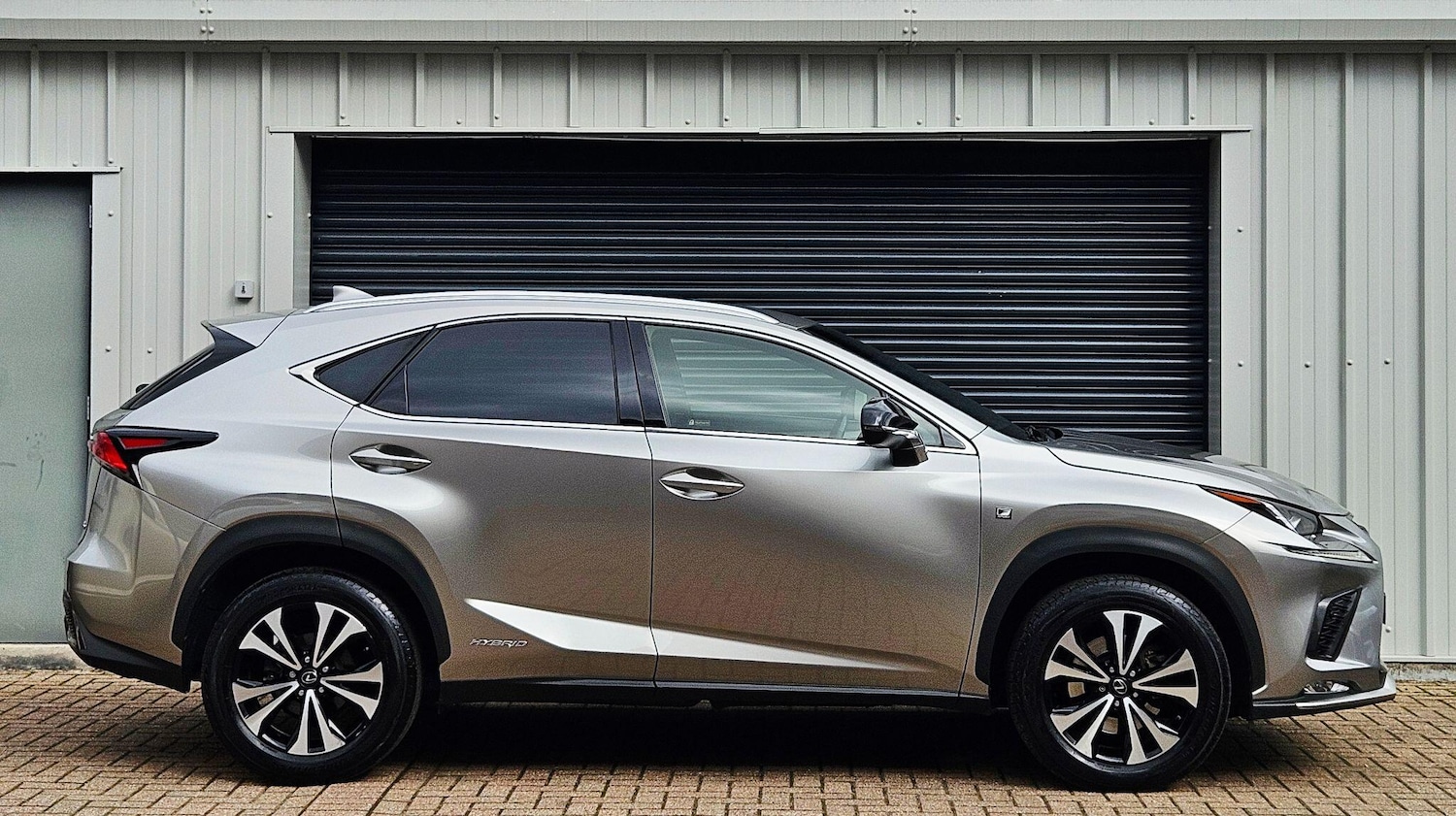 Used Lexus NX 2017 for sale - 76200137: Photo 9