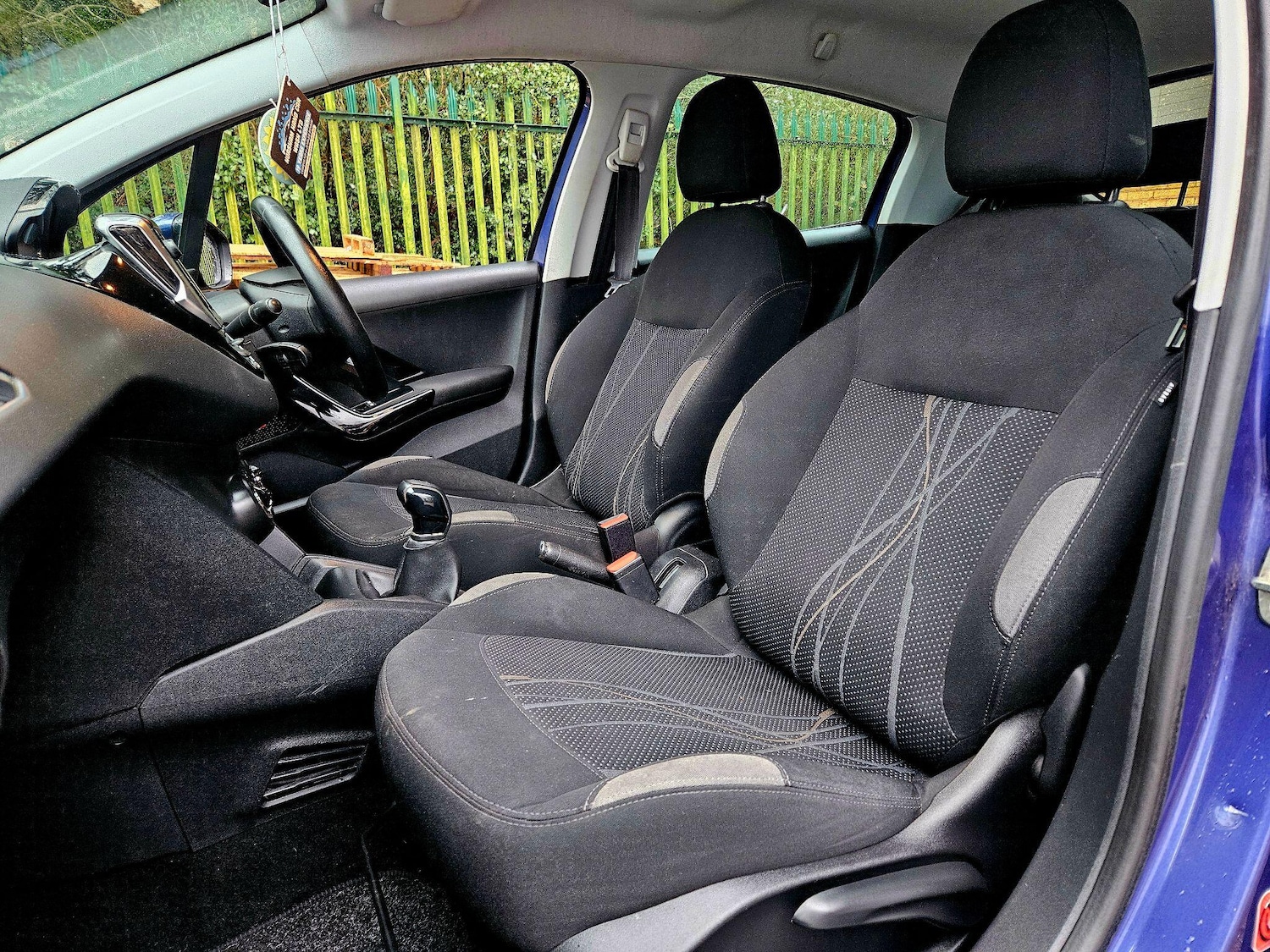 Used Peugeot 208 2014 for sale - 77793591: Photo 13