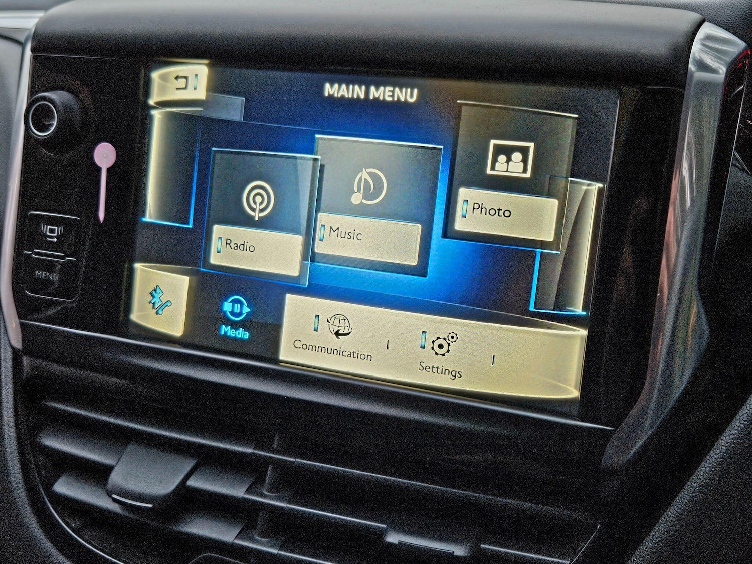 Used Peugeot 208 2014 for sale - 77793591: Photo 16