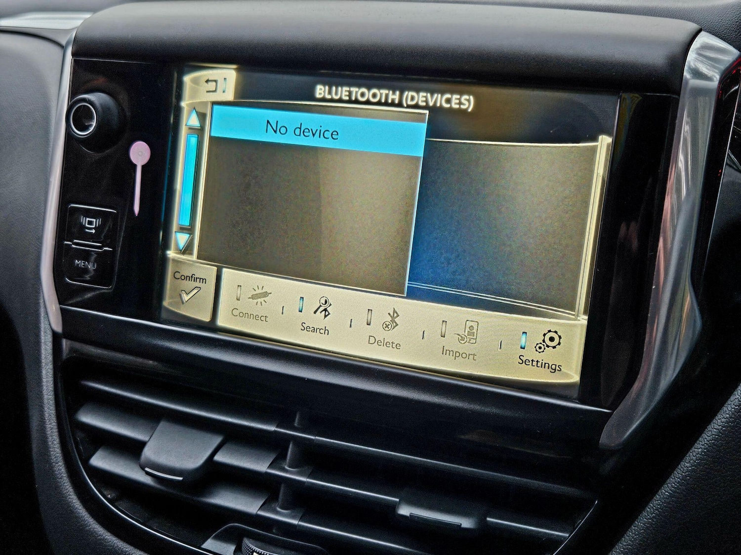 Used Peugeot 208 2014 for sale - 77793591: Photo 17