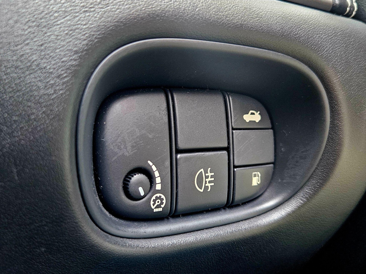 Used Jaguar XK 2010 for sale - 77358661: Photo 24