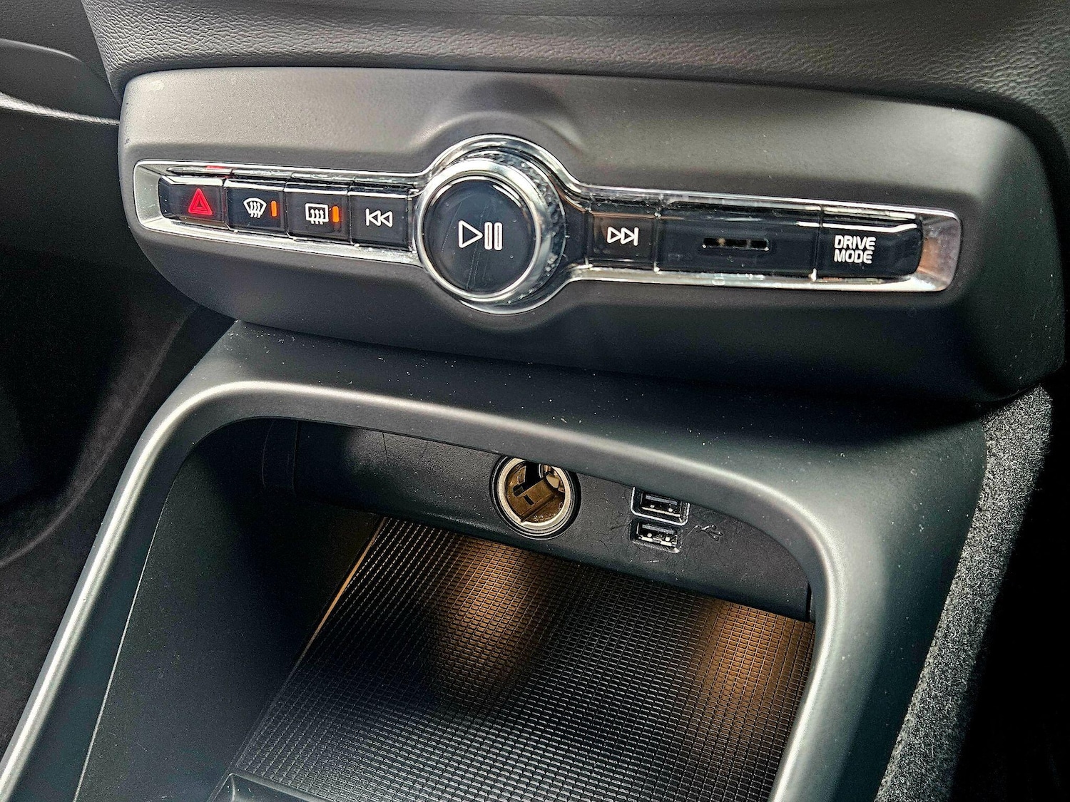 Used Volvo XC40 2021 for sale - 76592435: Photo 24