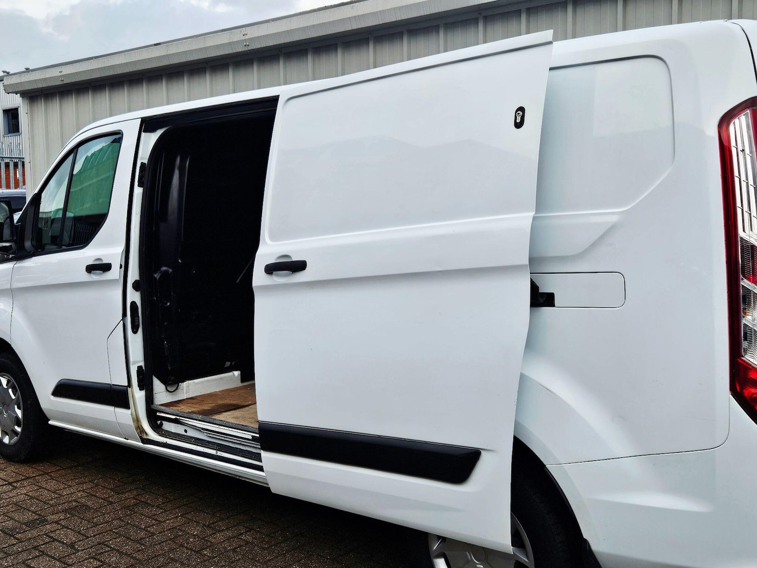 Used Ford Transit Custom 2019 for sale - 77359054: Photo 10