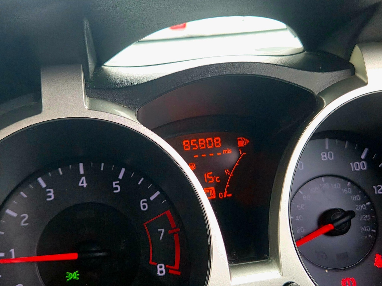 Used Nissan Juke 2011 for sale - 76562338: Photo 11