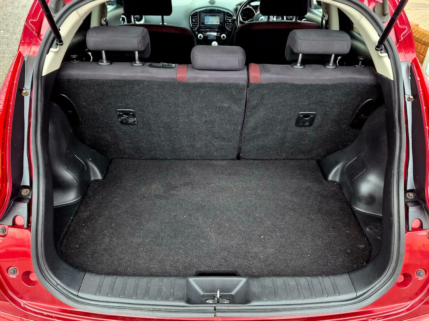 Used Nissan Juke 2011 for sale - 76562338: Photo 12