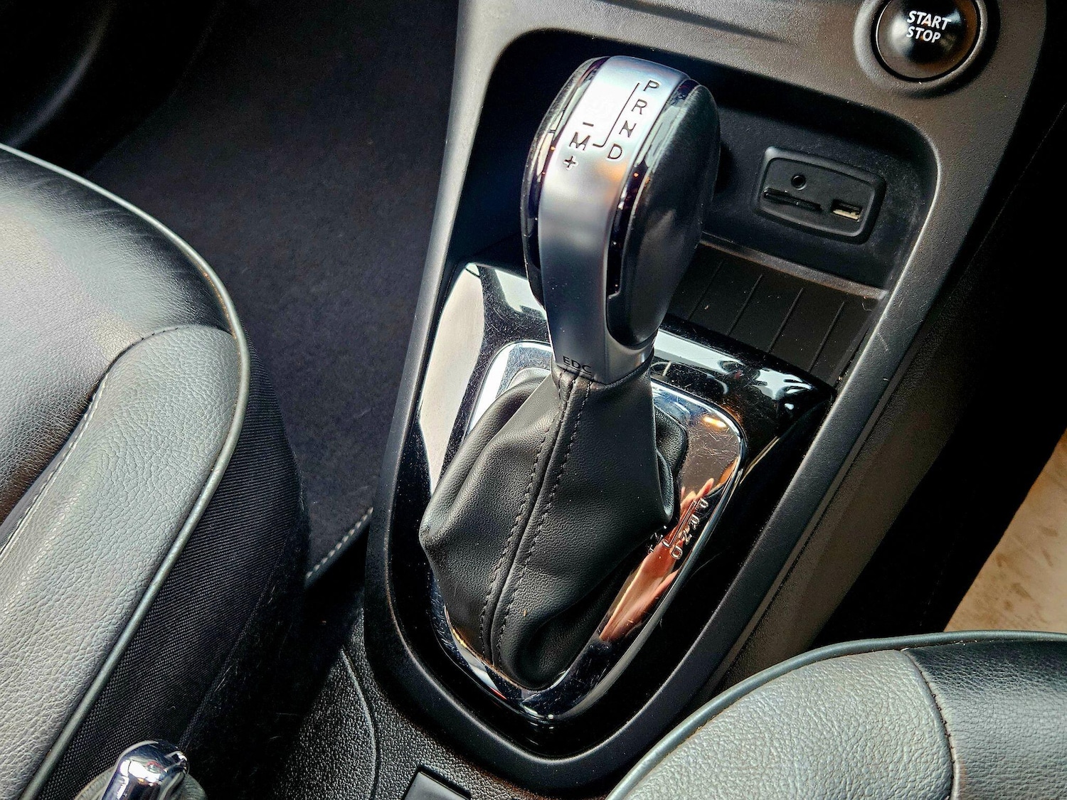 Used Renault Captur 2017 for sale - 76432094: Photo 19