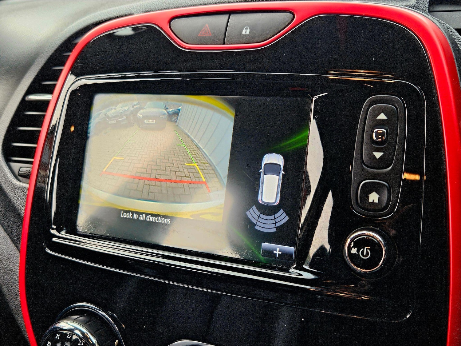 Used Renault Captur 2017 for sale - 76432094: Photo 21