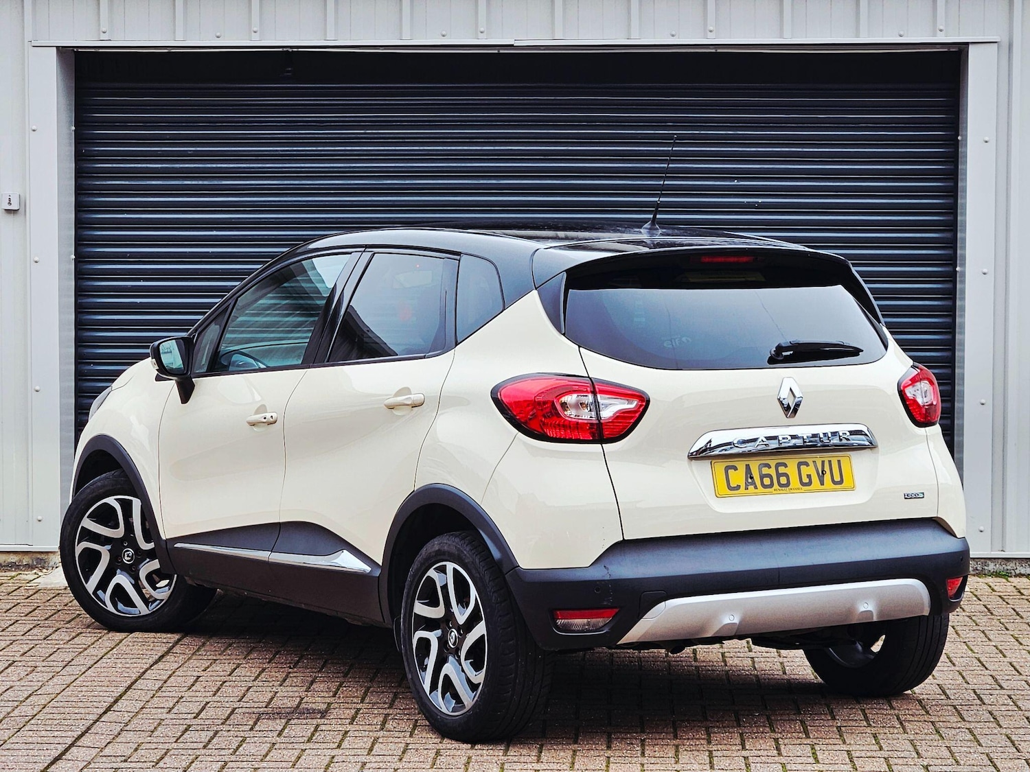 Used Renault Captur 2017 for sale - 76432094: Photo 6