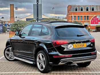 Used Audi Q5 2011 for sale - 77050210: Photo