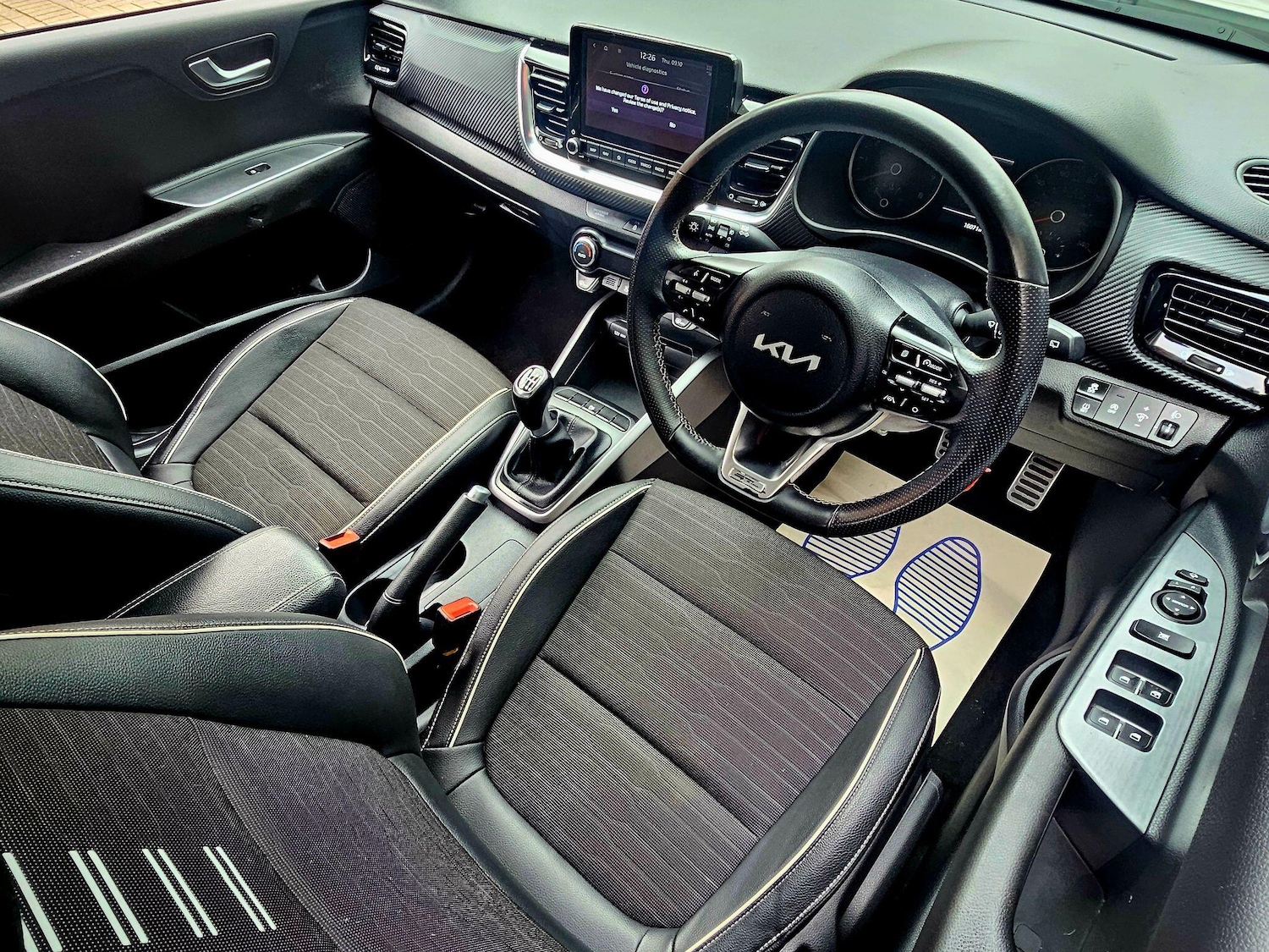 Used Kia Stonic 2023 for sale - 76995735: Photo 17