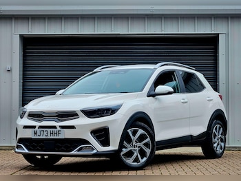 Used Kia Stonic 2023 for sale - 76995735: Photo